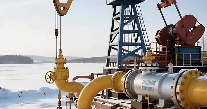 装钱的麻袋都不够了！俄罗斯每天多挣500亿，四年战争，一朝回血