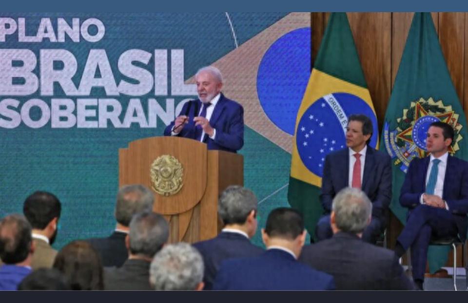 /10 月 15 日，美国总统特朗普公开宣称：“谁想加入金砖国家都没问...