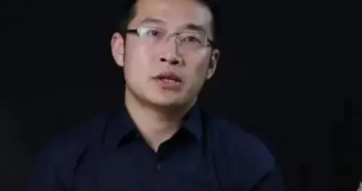 自媒体的“四才俊”汤山老王，卢克文，九边，和殷储，你喜欢哪个