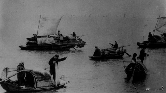 sz炜罡：（原创）网船 六七十年代，水乡