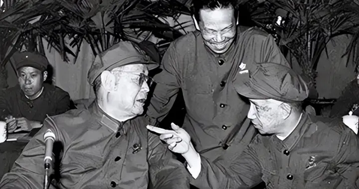 为掩护长征，派红7军团北上诱敌，毛主席是否知情？他为何不制止