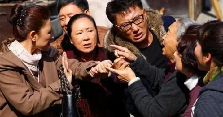 投诉了2个月还不见改善，浙江家长喊话教育厅：别甩锅，直播示范