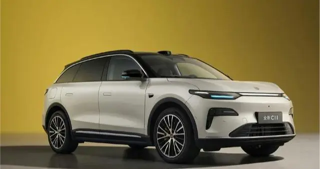 15万级，2027款零跑C11：续航640km+800V快充，“卷”成啥样子？