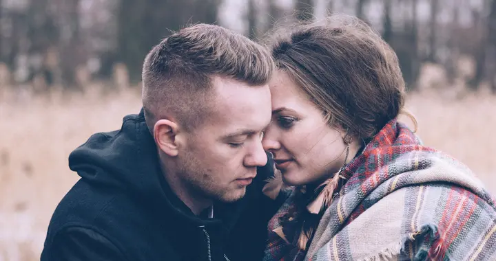 心弦密钥：女生最在意的三重非生理性依赖