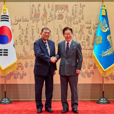 漫聊知识：高市早苗现在很尴尬，因为韩国的