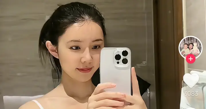 孙艺菲又发擦边图，几个意思？