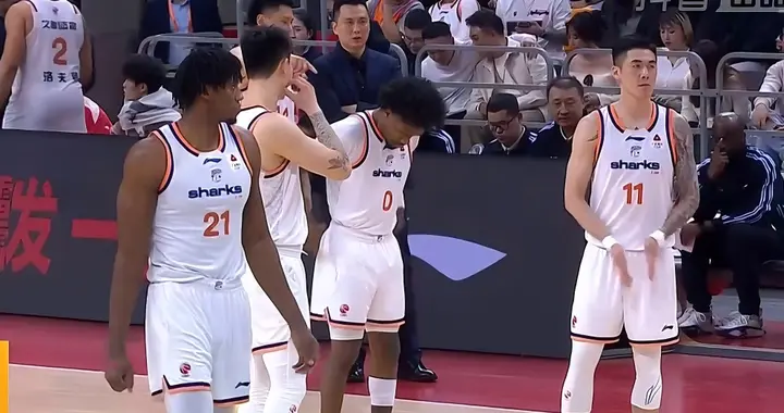 冠军相初显！上海多点开花40分大胜广东，赛后总结两大事实