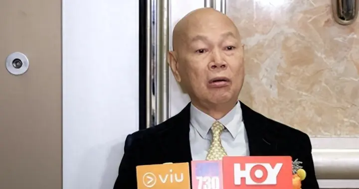 80岁罗家英四度患癌不敢退休：每个月看病花上万，还得给阿姐家用