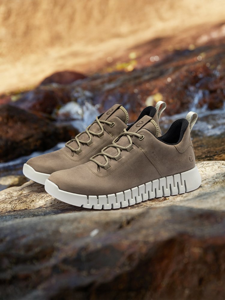 一眼吸睛！独特的风琴底休闲鞋