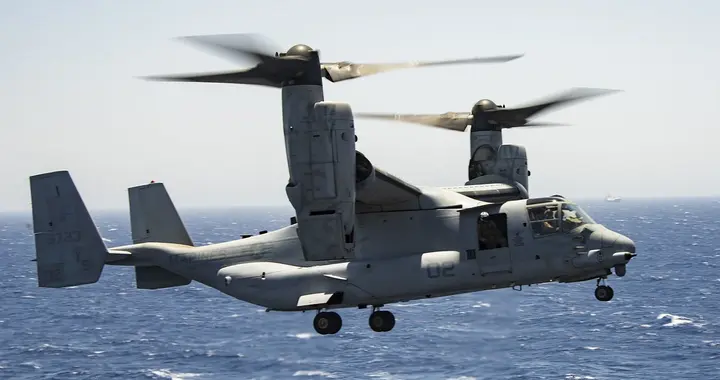 近期美军特种部队使用10架鱼鹰旋翼机飞抵了加勒比海域！