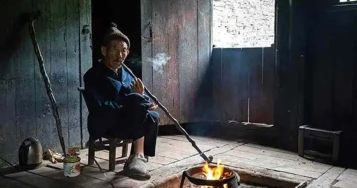 生产队那个年代（173）—时代印记：火塘