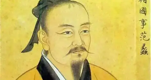 看似一生通透，其实只忠于自己大贵大富，激流勇退