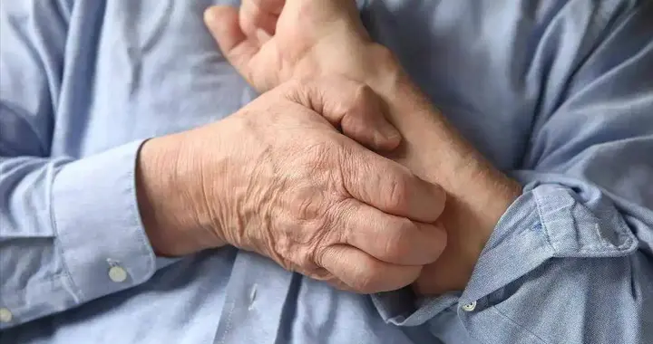痒是大病预警！医生提醒：2处发痒，或不是过敏，而是这3病