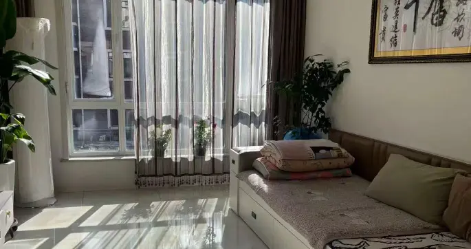想了好久，终于把沙发换成大炕了