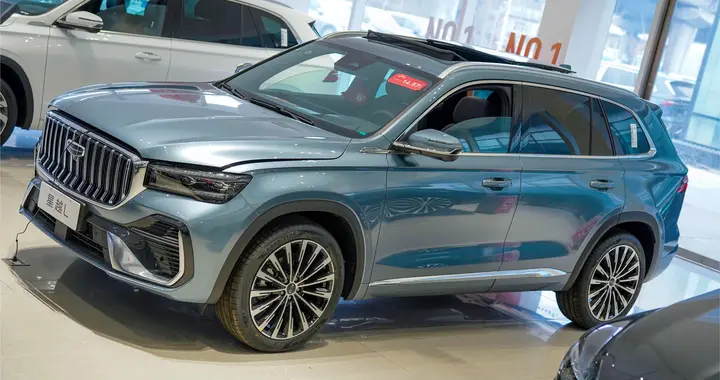 15万级大空间SUV，2.0T爆272马力，配爱信8AT变速箱，懂车的选它