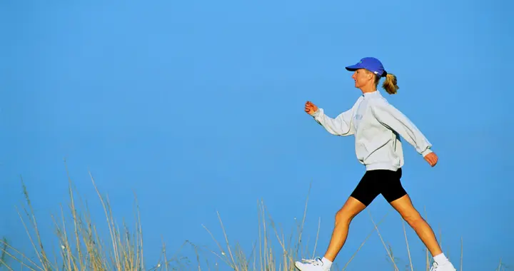 快走就能降血脂？医生紧急提醒：降血脂有3个“最佳方法”！