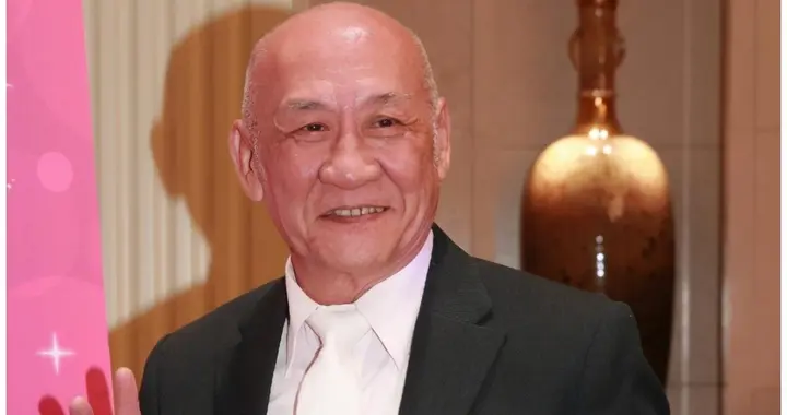 同人不同命！79岁李家鼎暴瘦后依旧工作，64岁黄日华开始享受生活