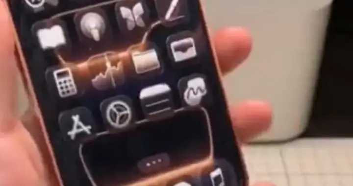 90后男子回应做祭品纸扎走红！赛博纸扎里藏着的思念，看哭全网