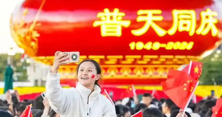 逛天安门广场，博物馆馆长忍不住三连“哇”！