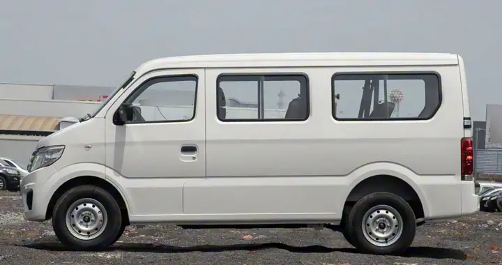 新创业青年选择：为何鑫源向上V6敢让商用车更加舒适与智能？