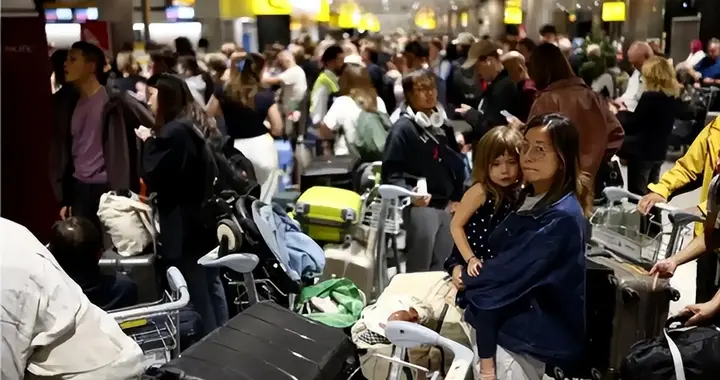 英国空管主系统崩溃，备份系统形同虚设，数十万乘客滞留