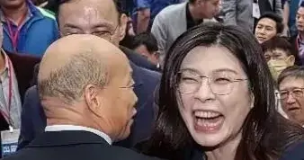 郑丽文说漏嘴：台湾交给国民党大家才安心，解放军机巡航台岛敲打