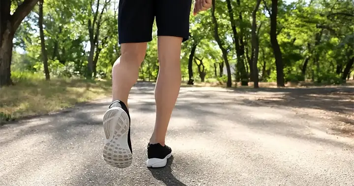 每天走多少步不伤膝？“最佳步数”出炉：既得到锻炼又不伤膝！