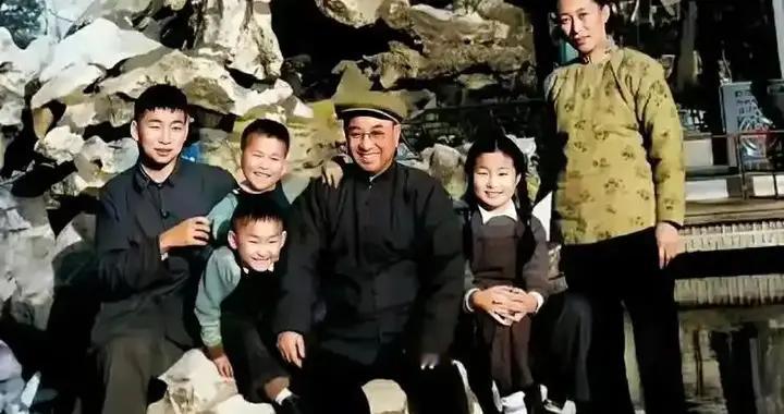 陈赓预言活不过60，临终怕妻子承受不起两件事，傅涯的做法了不起