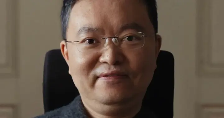 全身只剩眼球能动！蔡磊发《倒计时》演讲，继续向渐冻症宣战