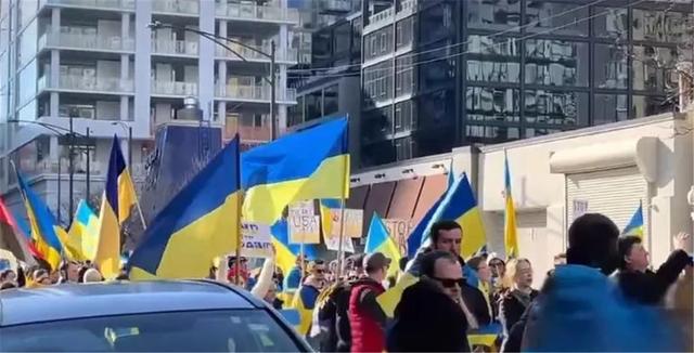 中国使馆被围，乌克兰人高喊7个字，中方马上公布大事表明态度！