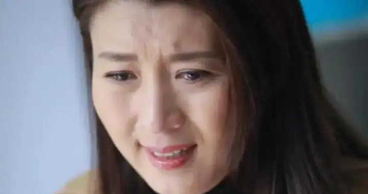 闫学晶事件升级！多家官媒怒批后，又一坏消息传来，这下麻烦大了