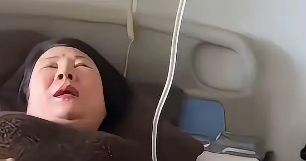 炸裂！亲妈后妈和谐似姐妹，家庭“神操作”看呆众人！