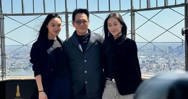 李连杰自曝女儿曾患抑郁症险轻生,感慨金钱名气在病痛前毫无用处