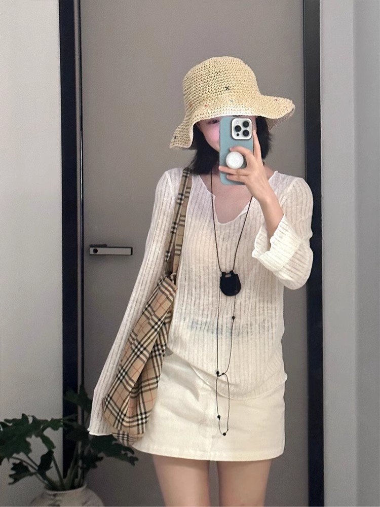 韩系杏色v领冰丝针织防晒空调衫女夏季吊带