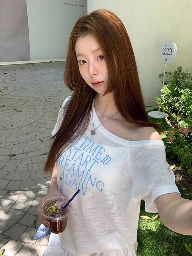 夏日清爽穿搭|一字肩上衣