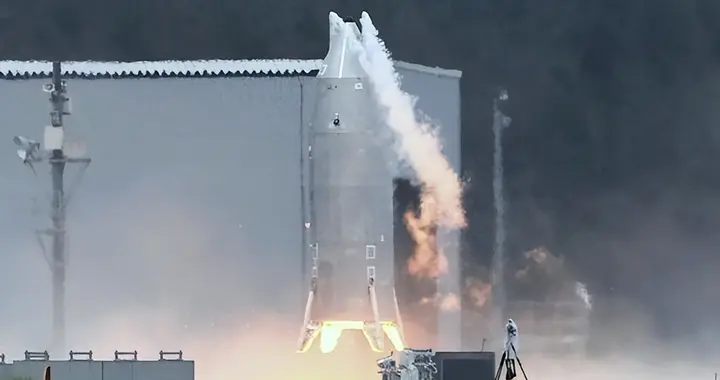 仅飞11米就敢叫板！日本回收火箭闹笑话，真当自己是SpaceX？