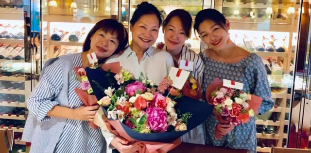 小S、具俊晔将在家陪S妈过母亲节，好友曝小S声音虚弱还未恢复