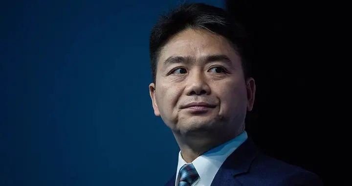 反超华为4291亿！中国第一大民企狂揽1.3万亿，大佬再次“封神”