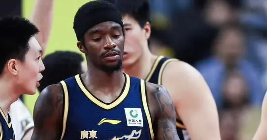 CBA本赛季最强十大外援！上海男篮多人上榜。辽宁仅一人。