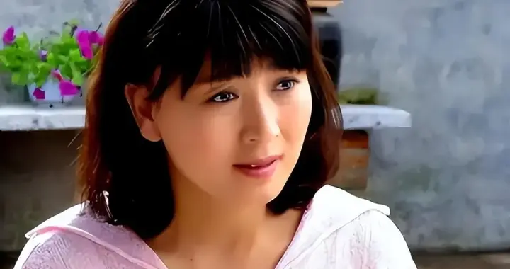 【闫学晶“豪门”真相曝光！“炫富代表”引发全民热议！】