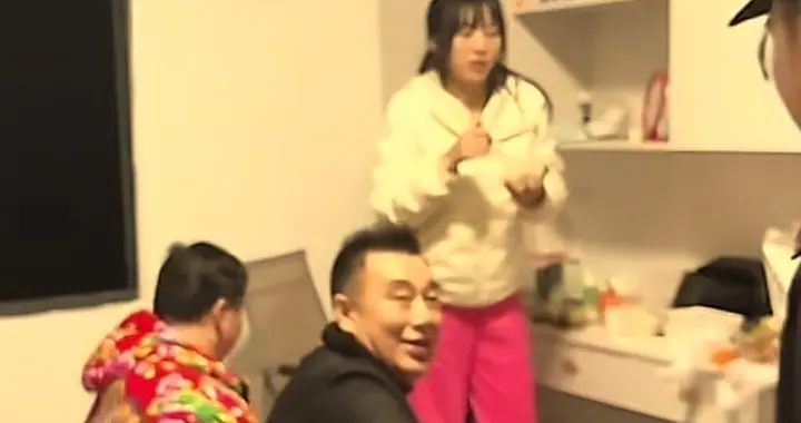 合川杀猪饭刚结束，榜一大哥坐不住了，上门邀请呆呆参加公司活动