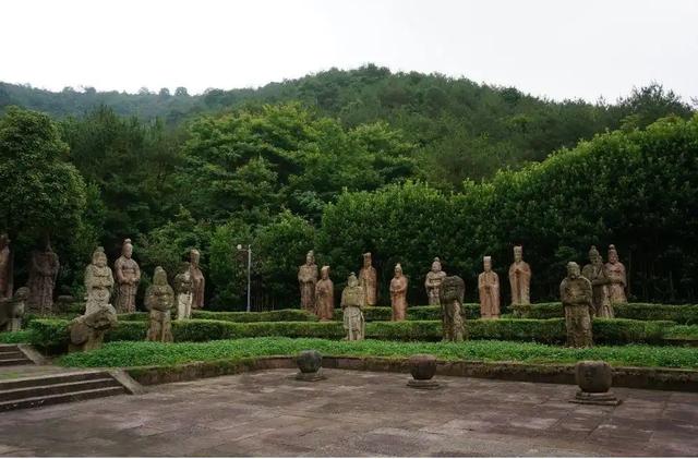 一门三宰相，兩代窃国贼：蛀空南宋江山的“隐形王朝”