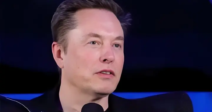 马斯克新预言：AI奇点已至，全民高收入，无需为20年后退休存钱！