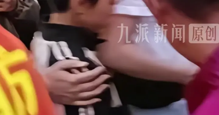 好消息！云南小豪找到了，一直躲在邻居家，没想到警犬立大功