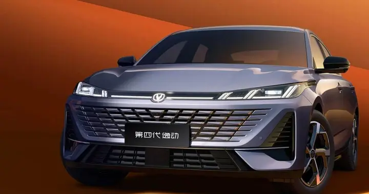 燃油混动全有 轴距超B级车 续航超2000km 10万就买顶配