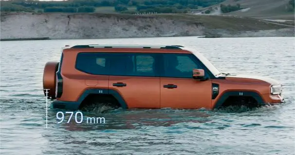 30 万级方盒子能渡水，奇瑞纵横G700： 970mm 涉水深度太安心