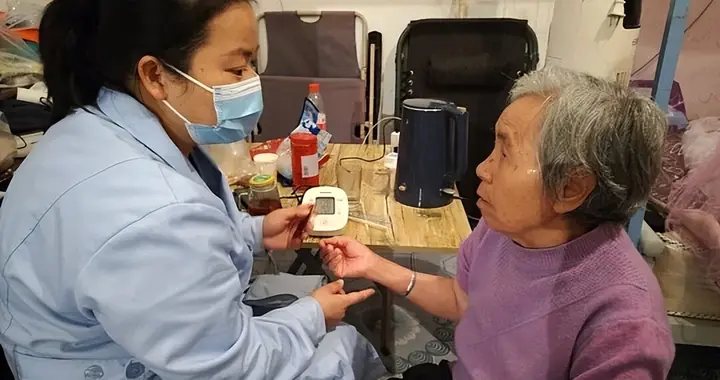 不管你信不信，女性过57岁后，基本都有如下7个现状，要学会接受
