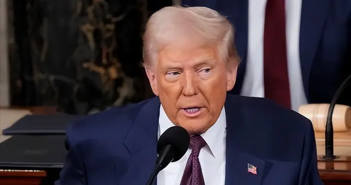 特朗普不打算向乌克兰提供导弹，称会改变主意，但目前没这个打算