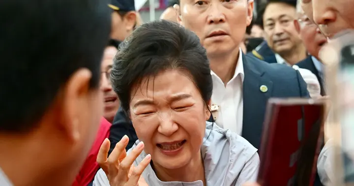 朴槿惠出山适得其反，李在明已豪取11连胜，执政形势一片大好