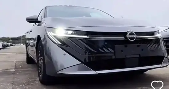 东风日产全新轩逸实车曝光、更加年轻化